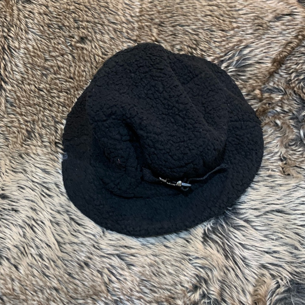 Lululemon Textured Fleece Bucket Hat Black M/L